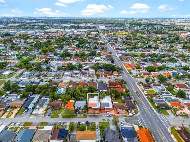 766 W 36th St, Hialeah, FL 33012