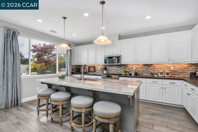 5449 Mountain Ridge Way, Antioch, CA 94531