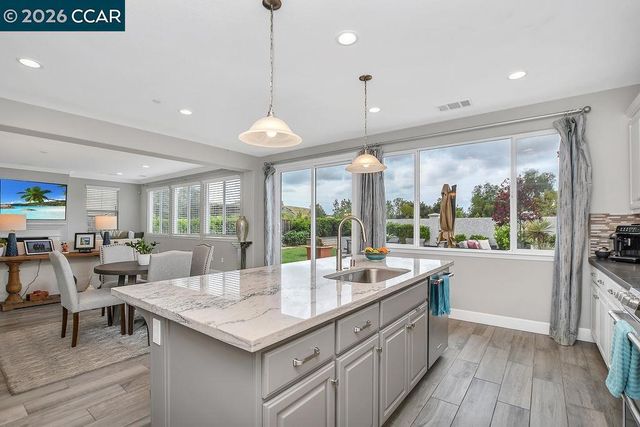 5449 Mountain Ridge Way, Antioch, CA 94531