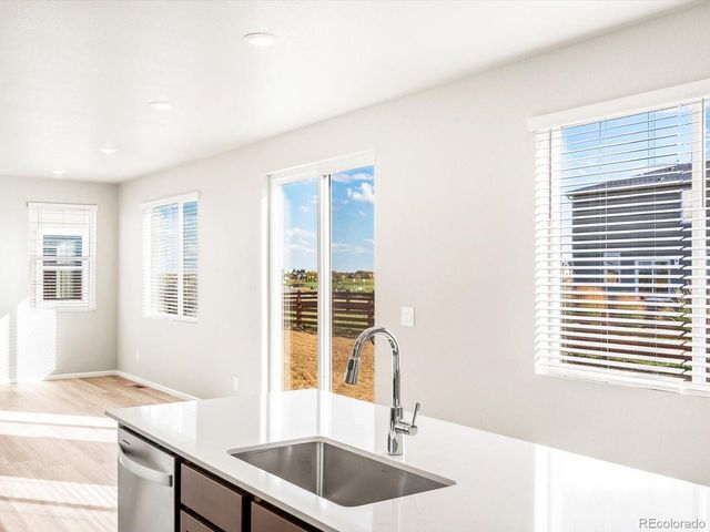 4674 Sugarcane St, Johnstown, CO 80534