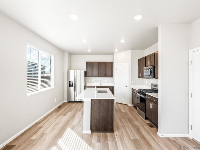 4674 Sugarcane St, Johnstown, CO 80534