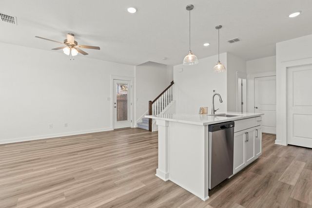 108 Hartson DR, Taylor, TX 76574