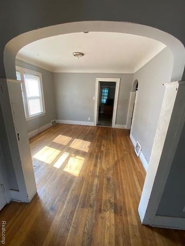 15861 Tuller Street, Detroit, MI 48238