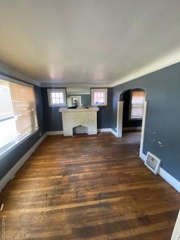 15861 Tuller Street, Detroit, MI 48238