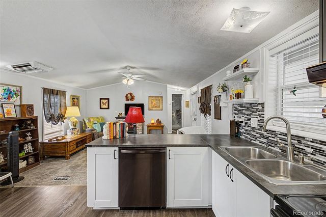 1801 W 92nd Avenue, Denver, CO 80260