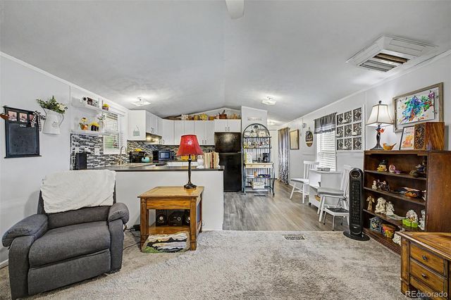 1801 W 92nd Avenue, Denver, CO 80260