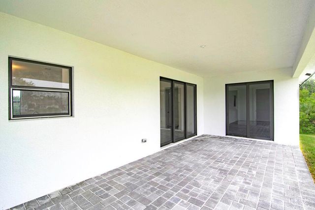 15633 Lakeland Circle, Port Charlotte, FL 33981