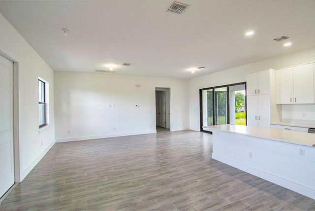 15633 Lakeland Circle, Port Charlotte, FL 33981