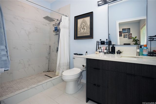 14 Hakumele Place, Honolulu, HI 96817