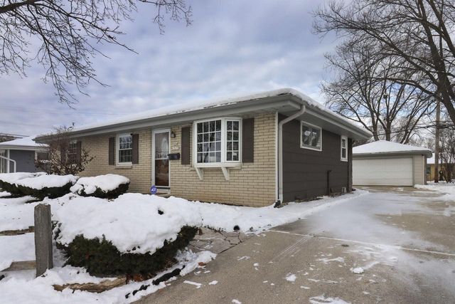 N84W15170 Knoll TERRACE, Menomonee Falls, WI 53051