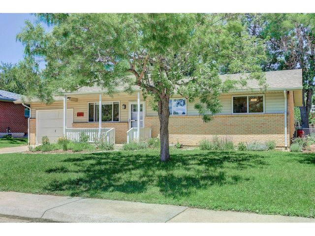 1089 S Coffman St, Longmont, CO 80501