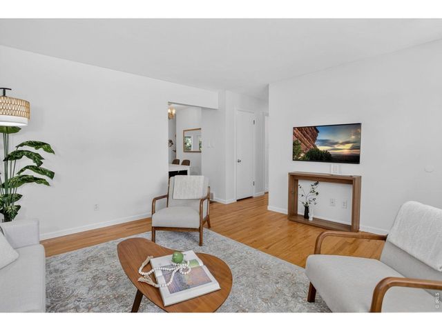 1089 S Coffman St, Longmont, CO 80501