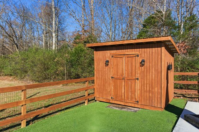 246 Teal Ln, Manchester, TN 37355
