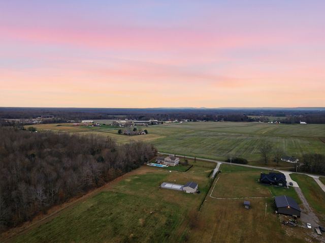 246 Teal Ln, Manchester, TN 37355