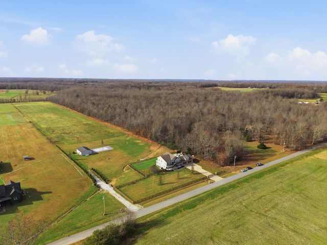 246 Teal Ln, Manchester, TN 37355
