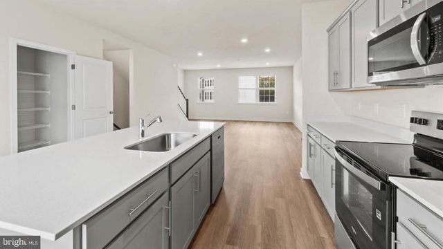 202 SOFT RUSH LN, La Plata, MD 20646