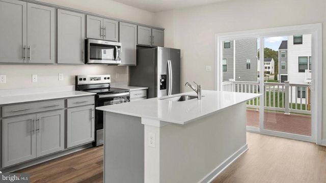 202 SOFT RUSH LN, La Plata, MD 20646