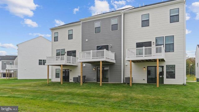 202 SOFT RUSH LN, La Plata, MD 20646