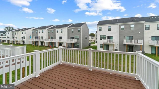202 SOFT RUSH LN, La Plata, MD 20646