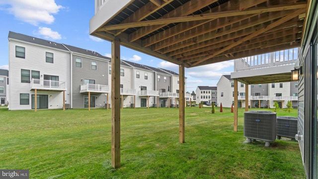 202 SOFT RUSH LN, La Plata, MD 20646