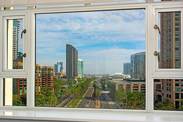 700 W Harbor Drive 1703, San Diego, CA 92101