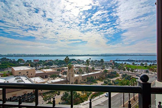 700 W Harbor Drive 1703, San Diego, CA 92101