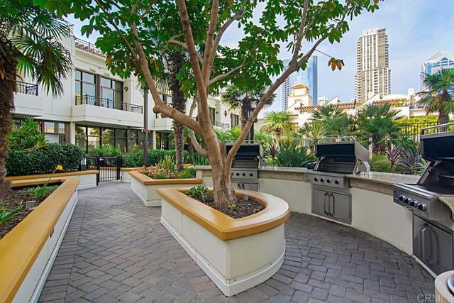 700 W Harbor Drive 1703, San Diego, CA 92101