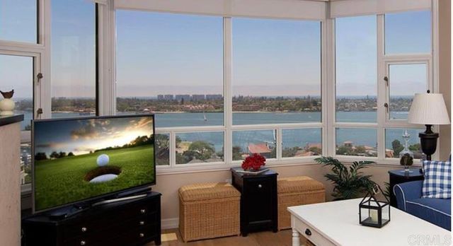 700 W Harbor Drive 1703, San Diego, CA 92101