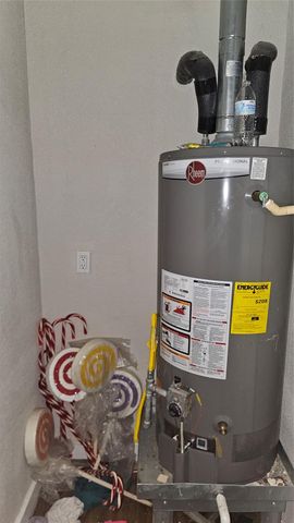 8782 Flossie Mae Street, Houston, TX 77029