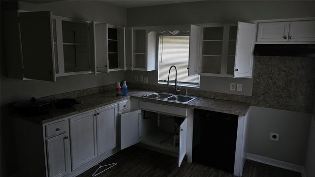 8782 Flossie Mae Street, Houston, TX 77029