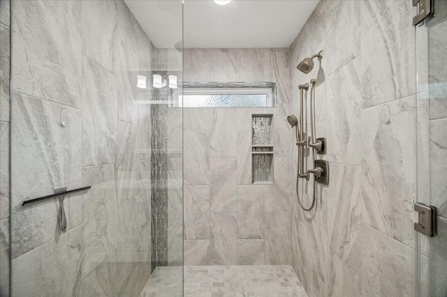 3603 Valley Haven Drive, Kingwood, TX 77339