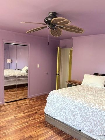 164 E Rockaway Road, Hewlett, NY 11557
