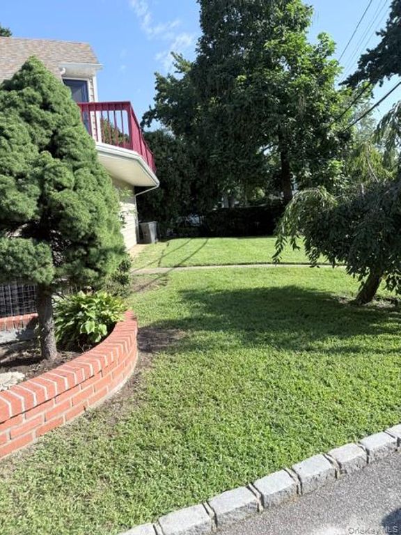 164 E Rockaway Road, Hewlett, NY 11557 — photo 3