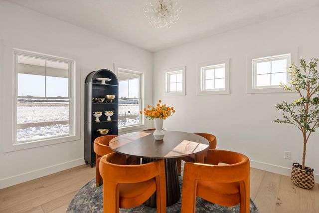 6542 Pelican Street, Bettendorf, IA 52722