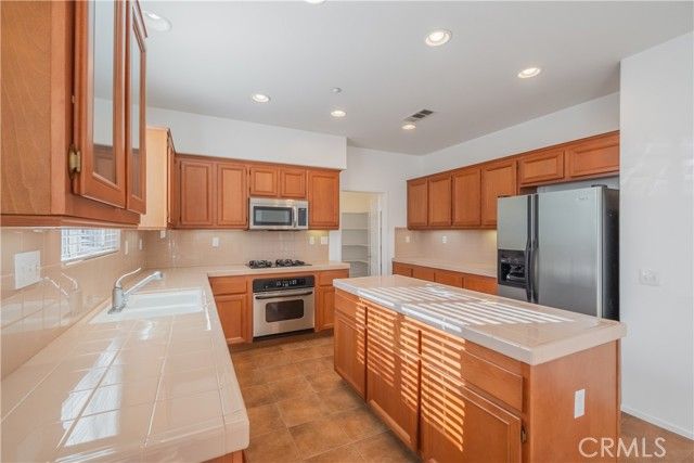 4863 Yale Street, Montclair, CA 91763