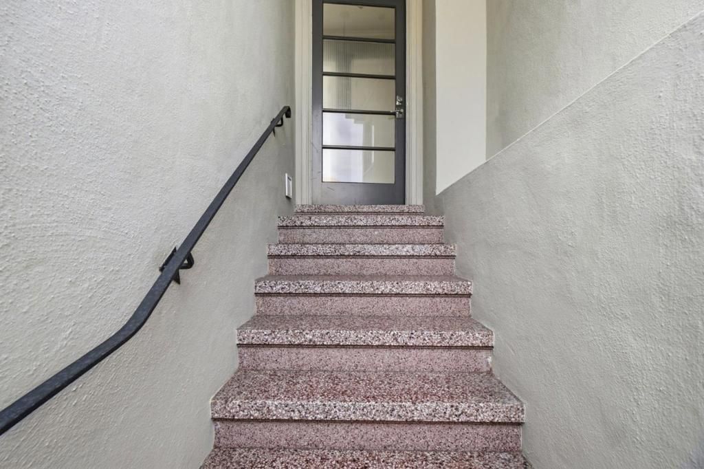 Image 3 of property listing at 1345 20th Street, San Francisco, CA 94107