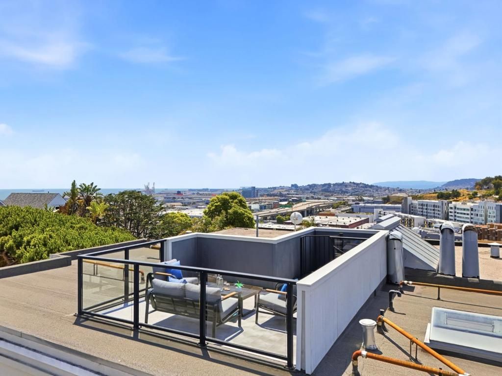 Image 37 of property listing at 1345 20th Street, San Francisco, CA 94107