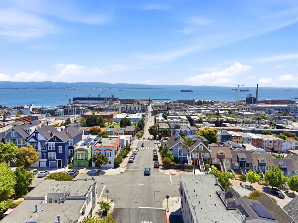 Image 42 of property listing at 1345 20th Street, San Francisco, CA 94107