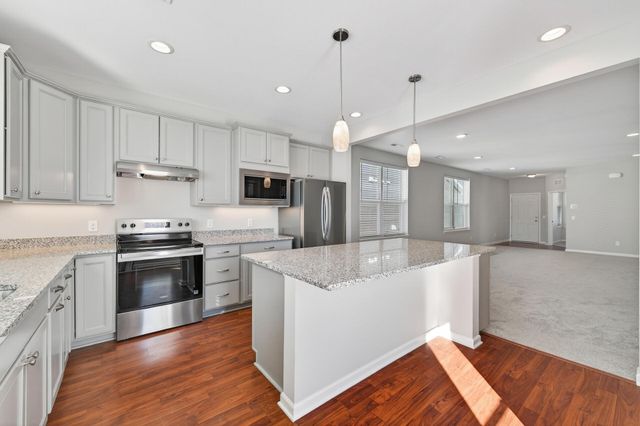 19572 102nd Place, Rogers, MN 55374