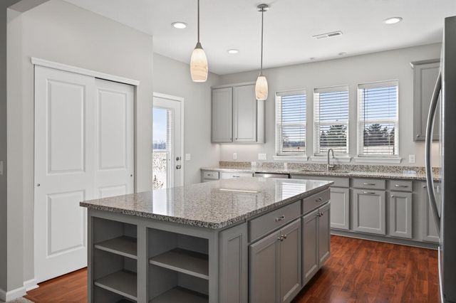 19572 102nd Place, Rogers, MN 55374