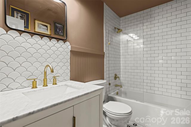 7802 Pinetuck Lane, Waxhaw, NC 28173