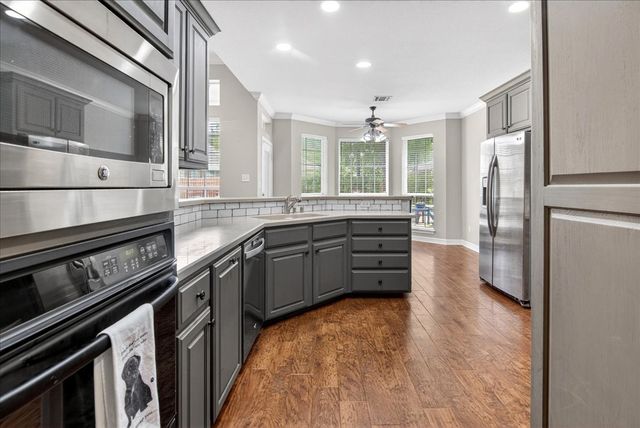 110 Lariat Trail, Waco, TX 76657