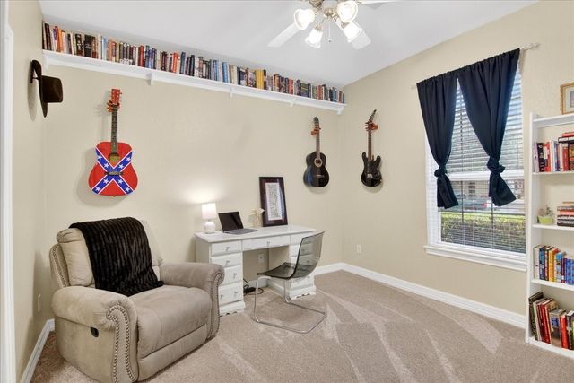 110 Lariat Trail, Waco, TX 76657