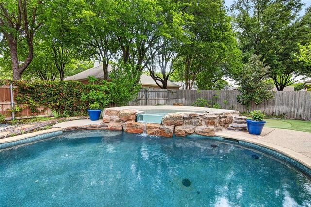 110 Lariat Trail, Waco, TX 76657