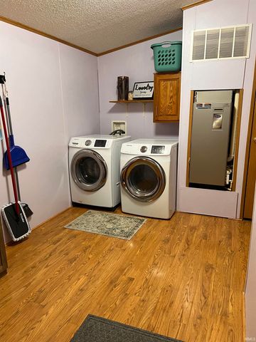 17159 N SR 245 Road, Santa Claus, IN 47579