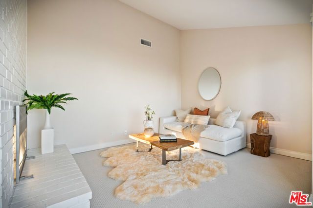 23255 W Paloma Blanca Drive, Malibu, CA 90265