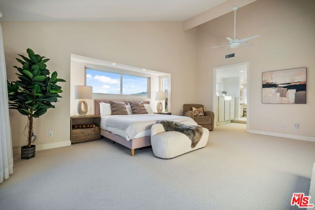 23255 W Paloma Blanca Drive, Malibu, CA 90265