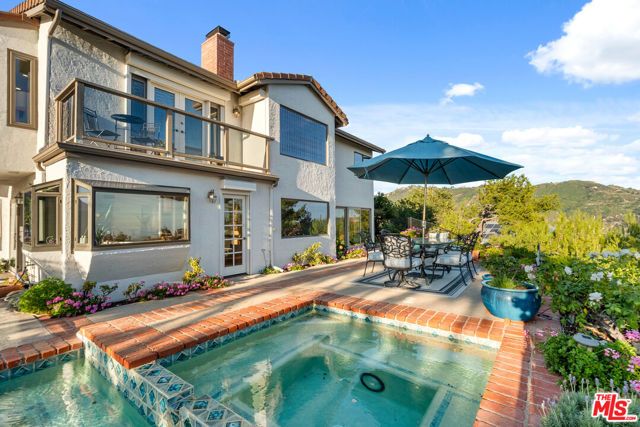 23255 W Paloma Blanca Drive, Malibu, CA 90265