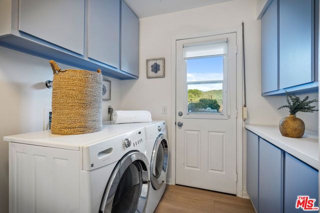 23255 W Paloma Blanca Drive, Malibu, CA 90265