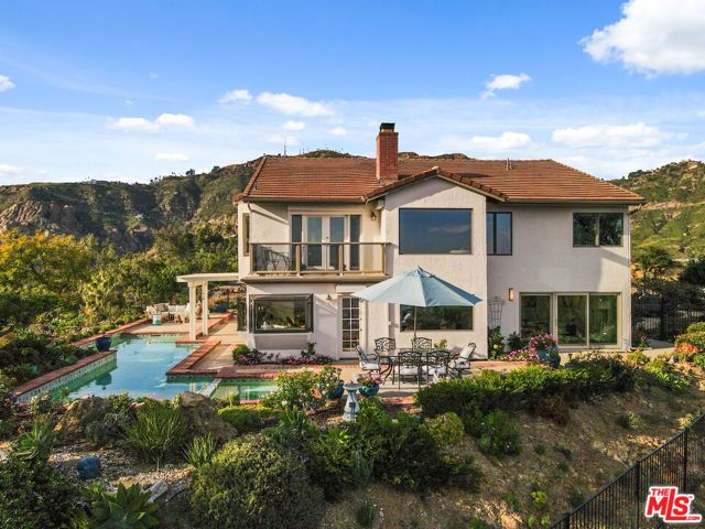 23255 W Paloma Blanca Drive, Malibu, CA 90265